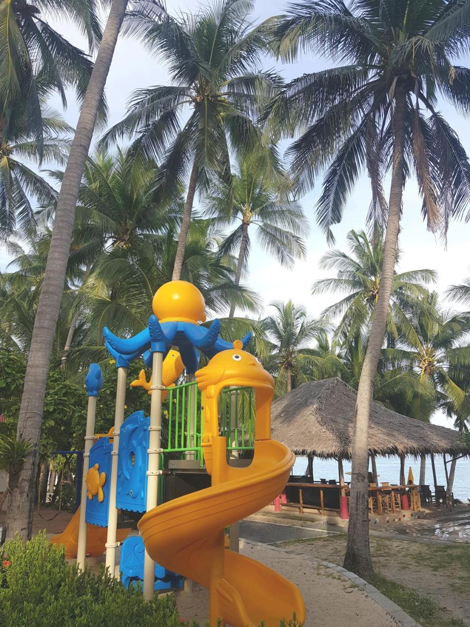 Astrococo Beach Resort By Coconut Beach Ламаи-Бич Экстерьер фото